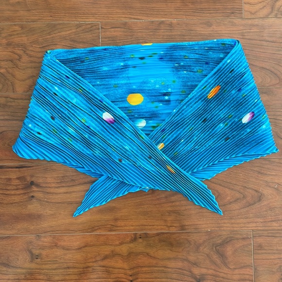 Burberry Blue Galaxy Outer Space Plants Pattern 100% Silk Scarf - Picture 6 of 8